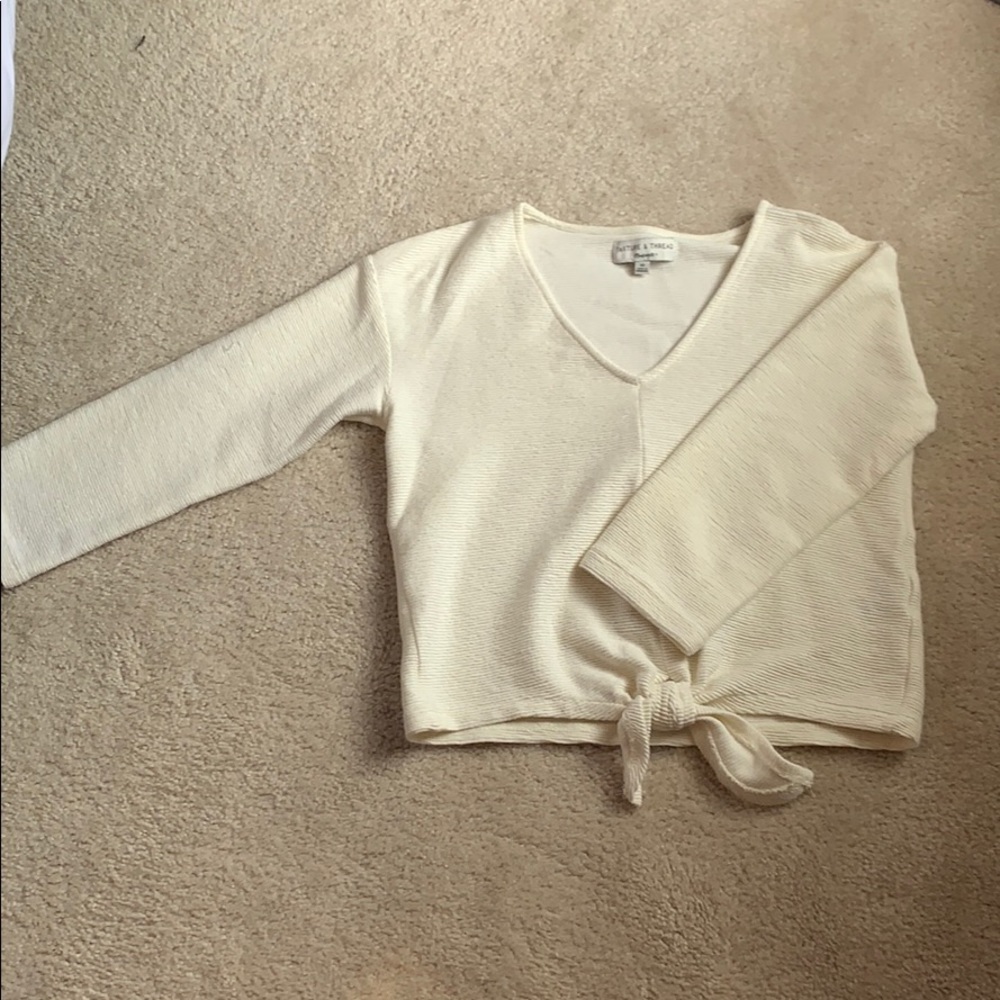 Long sleeve cropped sweater